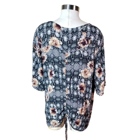 DayTrip Women's Floral Button-Up Blouse Back Cinch Tie Size XXL Rayon - Picture 3 of 6
